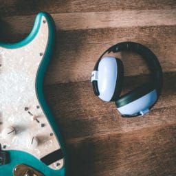 guitar and hearing protection device